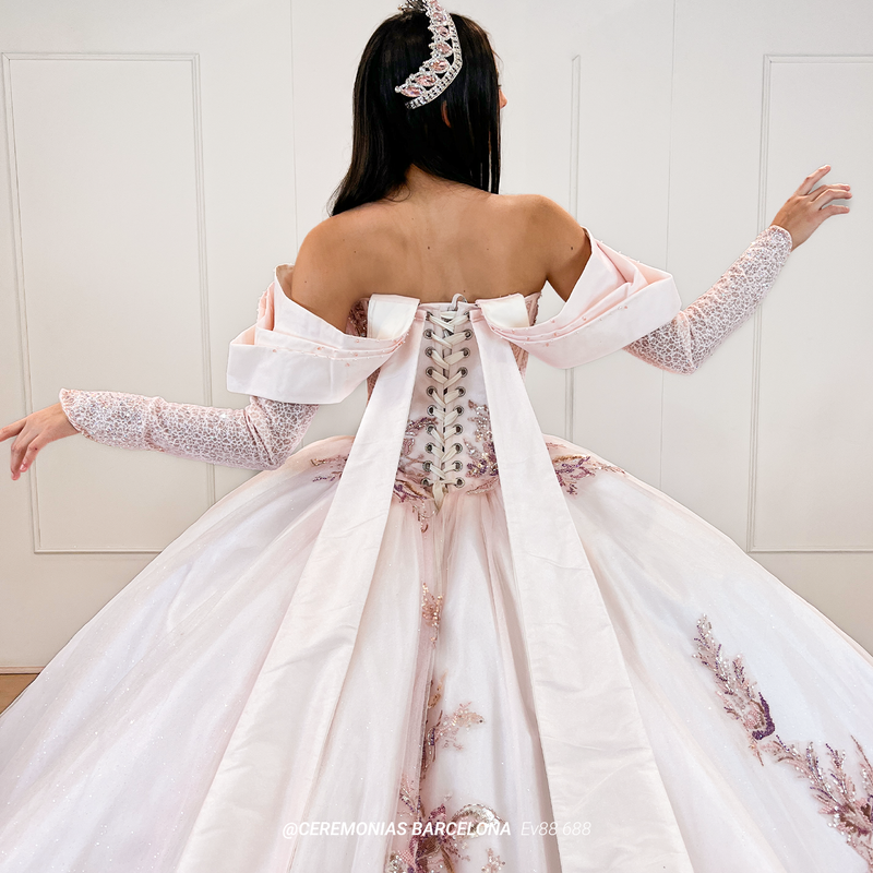 EV88 688 IVORY ROSA